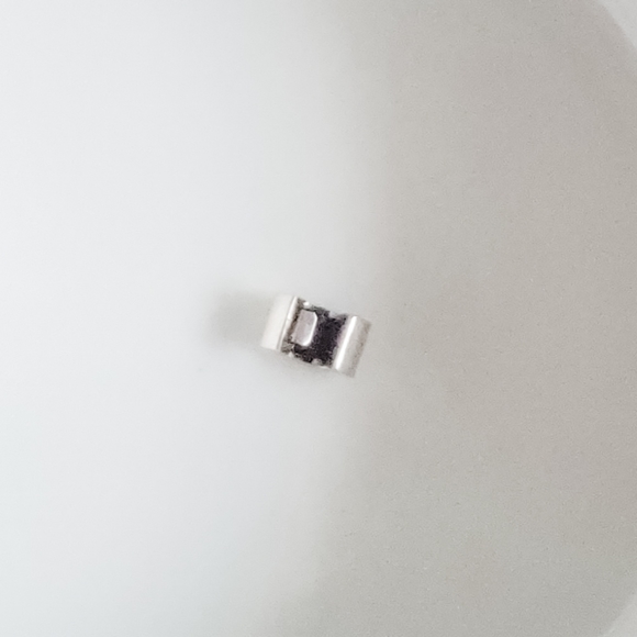 PANDORA Plain Silver Clip - Picture 2 of 2